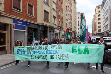 Fotos de la manifestación del sindicato ELA por el 1 de mayo