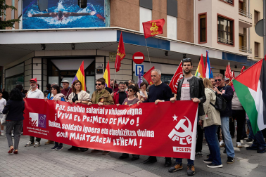 Fotos de la manifestación del UGT - CC OO por el 1 de mayo en Pamplona