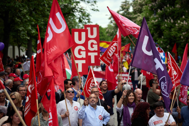 Fotos de la manifestación del UGT - CC OO por el 1 de mayo en Pamplona