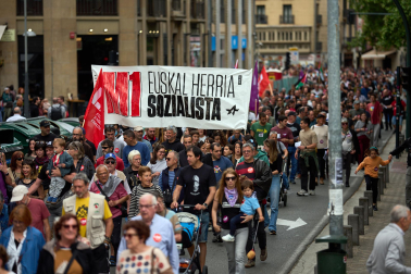Fotos de la manifestación de LAB por el 1 de mayo