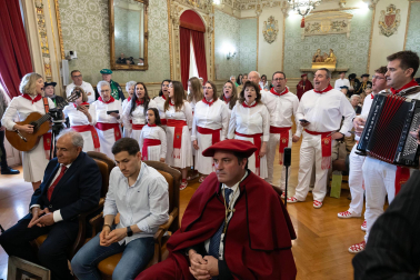 Fotos del pregón de las Fiestas de la Verdura en el Capítulo de la Orden del Volatín