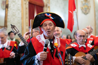 Fotos del pregón de las Fiestas de la Verdura en el Capítulo de la Orden del Volatín