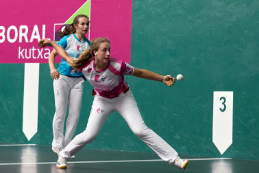 Sagardui-Gaminde se llevaron el V Abierto de Navarra en un choque disputado en el frontón Labrit tras vencer 22-20 a Ruiz de Infante-Erasun.