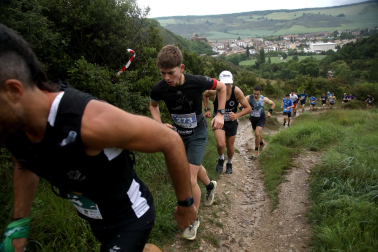 Más de 300 atletas se dieron cita este domingo, 3 de mayo, en alguna de las tres distancias de la prueba (21 km., 12 km., y  5 km) de la XVII Xtrem Higa de Monreal