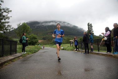 Más de 300 atletas se dieron cita este domingo, 3 de mayo, en alguna de las tres distancias de la prueba (21 km., 12 km., y  5 km) de la XVII Xtrem Higa de Monreal