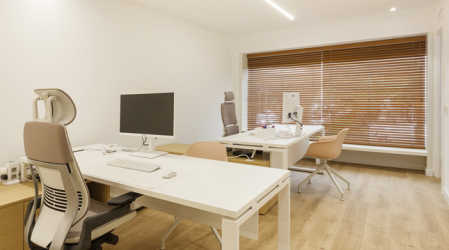 Reforma de unas oficinas en el centro de Pamplona realizada por Óscar Flamarique