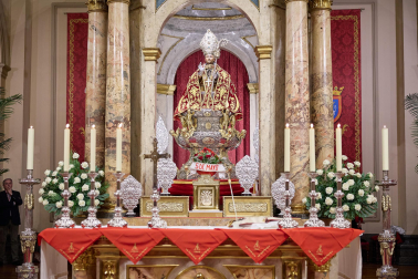 Misa del 5 de mayo de la escalera de San Fermín.