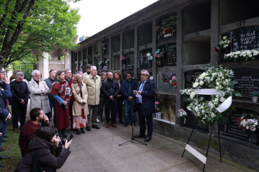 Fotos del homenaje al concejal de UPN, Tomás Caballero