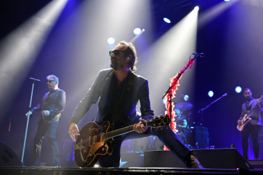 Fotos del concierto de Loquillo en el Navarra Arena