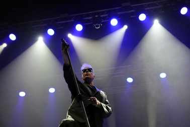 Fotos del concierto de Loquillo en el Navarra Arena