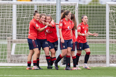 Partido de vuelta playoff de ascenso entre Osasuna Femenino B y Mallorca Internacional.