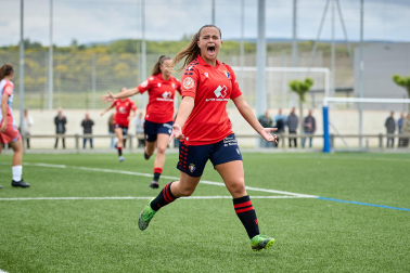 Partido de vuelta playoff de ascenso entre Osasuna Femenino B y Mallorca Internacional.