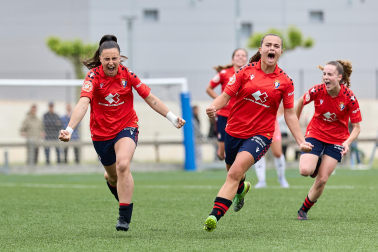 Partido de vuelta playoff de ascenso entre Osasuna Femenino B y Mallorca Internacional.
