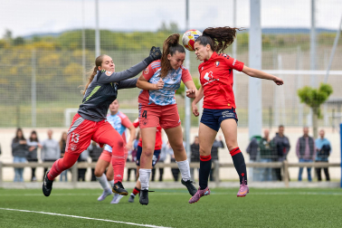 Partido de vuelta playoff de ascenso entre Osasuna Femenino B y Mallorca Internacional.