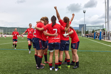 Partido de vuelta playoff de ascenso entre Osasuna Femenino B y Mallorca Internacional.