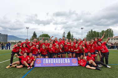 Partido de vuelta playoff de ascenso entre Osasuna Femenino B y Mallorca Internacional.