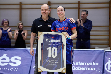 Homenaje a María Asurmendi