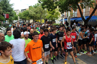 Fotos de la Carrera Popular Vuelta a la Mejana de Tudela 2026