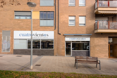 Se vende o alquila local de 168m² en Cuatrovientos