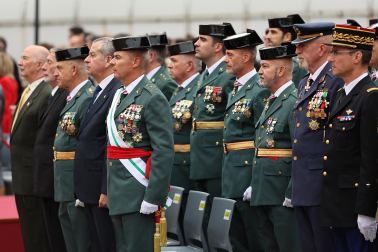 Condecoraciones, homenaje a los retirados y celebración de la fidelidad a la Guardia Civil con motivo del 182 aniversario de la fundación del cuerpo