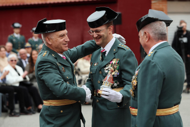 Condecoraciones, homenaje a los retirados y celebración de la fidelidad a la Guardia Civil con motivo del 182 aniversario de la fundación del cuerpo