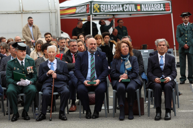 Condecoraciones, homenaje a los retirados y celebración de la fidelidad a la Guardia Civil con motivo del 182 aniversario de la fundación del cuerpo