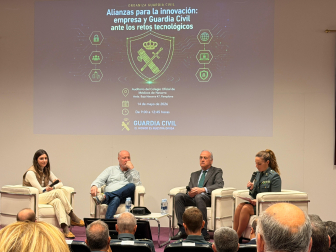 La última mesa redonda de la jornada la han formado representantes de empresas en Navarra