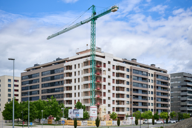 Construcción de 24 viviendas libres en Línea Lezkairu
