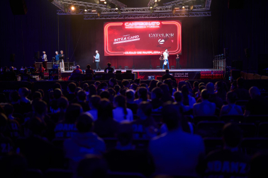 Campeonato de Danza Urbana y Moderna en el Navarra Arena