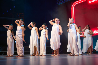 Campeonato de Danza Urbana y Moderna en el Navarra Arena
