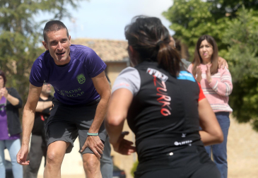 Participantes en el I Cross de Úcar disputado este domingo, 17 de mayo