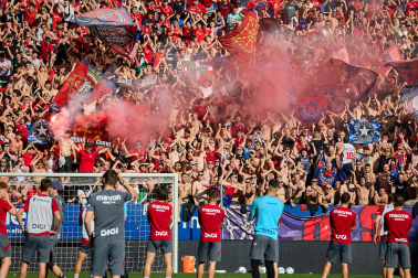 El osasunismo se conjuró este viernes, 22 de mayo, en el estadio de El Sadar para apoyar a los suyos antes del vital encuentro de última jornada contra el Getafe