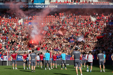 El osasunismo se conjuró este viernes, 22 de mayo, en el estadio de El Sadar para apoyar a los suyos antes del vital encuentro de última jornada contra el Getafe