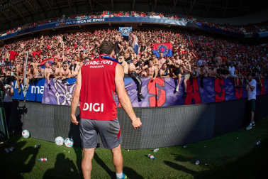 El osasunismo se conjuró este viernes, 22 de mayo, en el estadio de El Sadar para apoyar a los suyos antes del vital encuentro de última jornada contra el Getafe