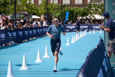 Fotos del Spain T100 Triathlon Pamplona Navarra