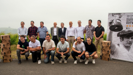 Los campeones que se han dado cita en Aia para homenajear a Gorostiza.