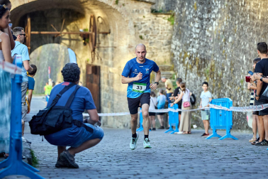 VII Tres burgos, tres millas