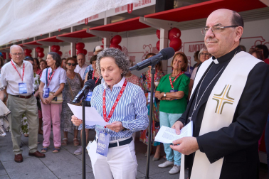Fotos del primer día de apertura de la Tómbola de Cáritas 2026