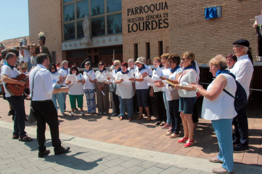 Actos del 75 aniversario del barrio de Lourdes de Tudela