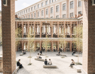 Recreaciones con inteligencia artificial de los alumnos de arquitectura