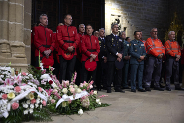 Funeral en la Catedral de Pamplona por los policías forales fallecidos en Elgoibar