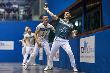 Festival organizado por Esku Pilota en el trinquete de Mendillorri