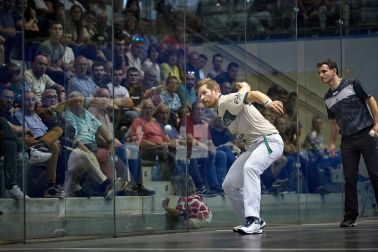 Festival organizado por Esku Pilota en el trinquete de Mendillorri