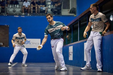 Festival organizado por Esku Pilota en el trinquete de Mendillorri