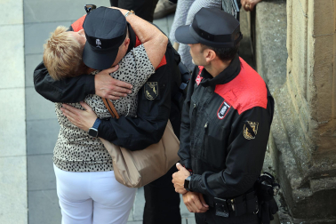 Funeral en la Catedral de Pamplona por los policías forales fallecidos en Elgoibar
