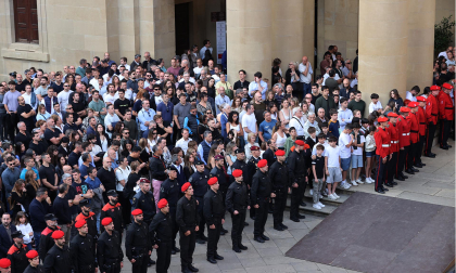 Funeral en la Catedral de Pamplona por los policías forales fallecidos en Elgoibar