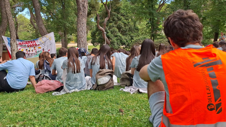 Alrededor de 350 navarros se movilizaron a Madrid el pasado viernes 5 de junio con la DELEJU (Delegación de Juventud Navarra) para recibir al Papa.