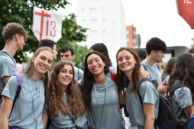 Alrededor de 350 navarros se movilizaron a Madrid el pasado viernes 5 de junio con la DELEJU (Delegación de Juventud Navarra) para recibir al Papa.