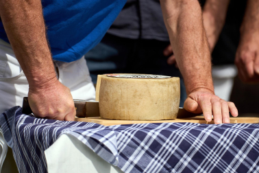 DIA DEL QUESO DEL RONCAL Y PRESENTACION DE LA NUEVA ESCUELA GIDARI