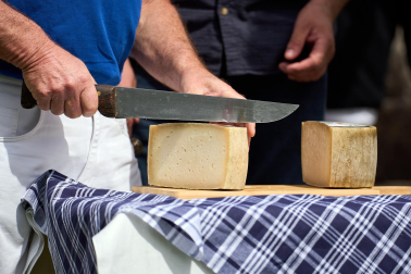 DIA DEL QUESO DEL RONCAL Y PRESENTACION DE LA NUEVA ESCUELA GIDARI